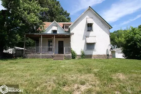 509 E Maple St, Centerville, IA 52544 photo 1