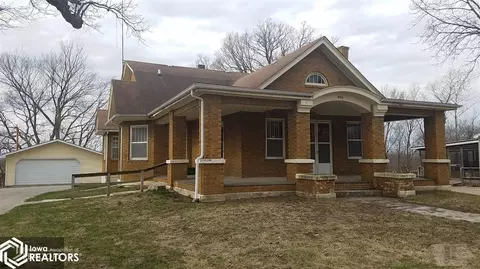 806 W Elm, Eldon, IA 52554 photo 1