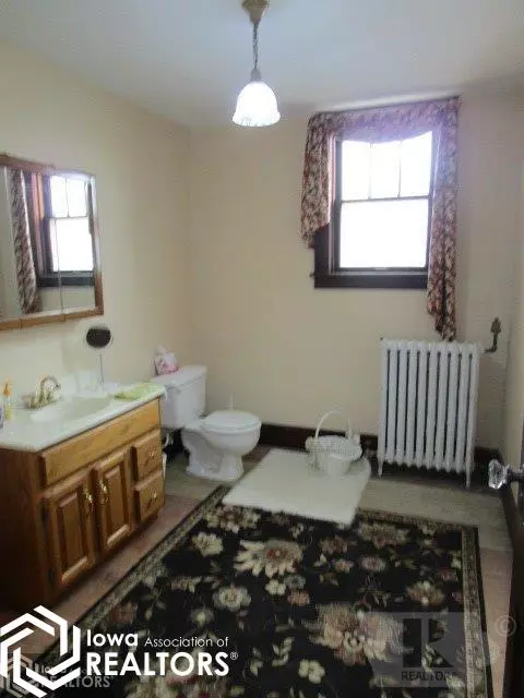 806 W Elm, Eldon, IA 52554 photo 22
