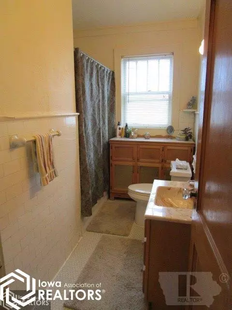 806 W Elm, Eldon, IA 52554 photo 16