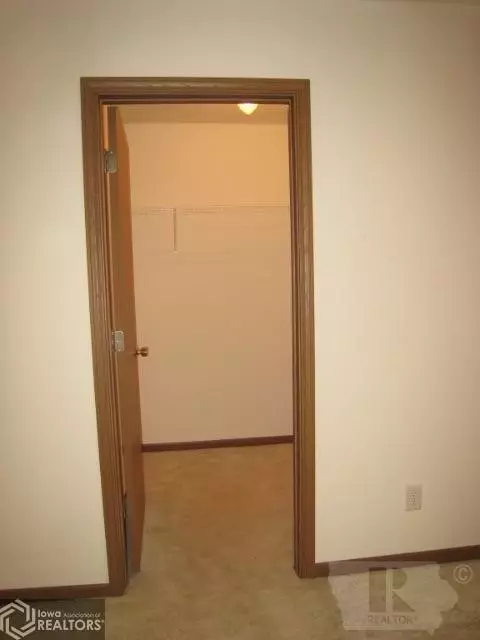 79 N 5th St, Hamilton, IL 62341 photo 11