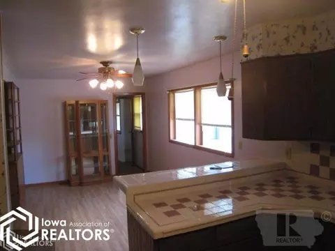191 N 18th St, Hamilton, IL 62341 photo 6