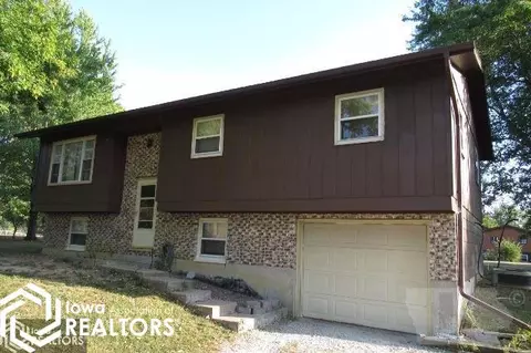 1645 Cedar St, Hamilton, IL 62341 photo 3