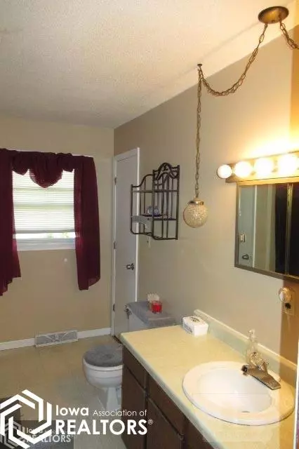 1645 Cedar St, Hamilton, IL 62341 photo 7