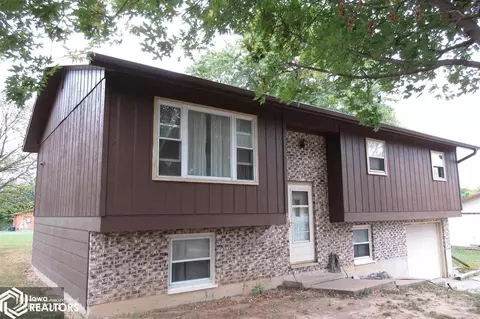 1645 Cedar St, Hamilton, IL 62341 photo 1