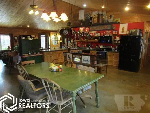 4102 Wapello Jefferson, Eldon, IA 52554 photo 13