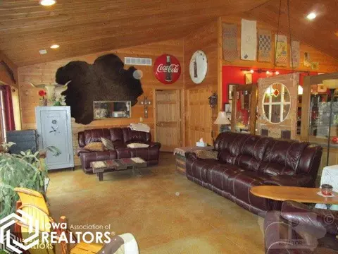 4102 Wapello Jefferson, Eldon, IA 52554 photo 6