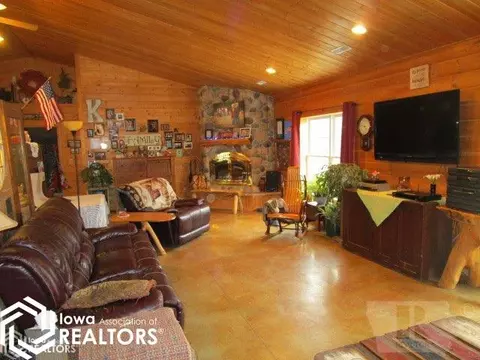 4102 Wapello Jefferson, Eldon, IA 52554 photo 4