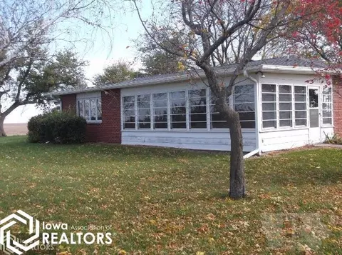 1435 E Cty Rd 2000, Carthage, IL 62321 photo 4