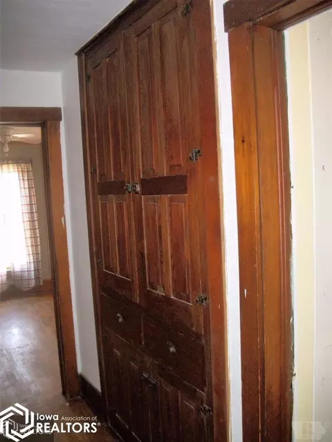 610 W Walnut, Eldon, IA 52554 photo 14
