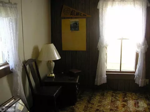 1002 Maple St, Atlantic, IA 50022 photo 10