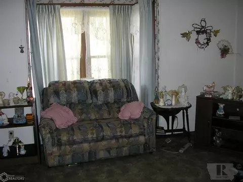 1002 Maple St, Atlantic, IA 50022 photo 3