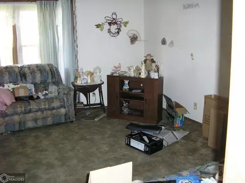 1002 Maple St, Atlantic, IA 50022 photo 4