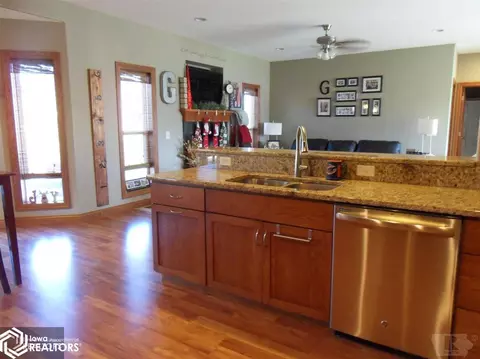 209 E 5th St, Halbur, IA 51444 photo 6
