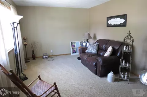 604 E 20th St, Atlantic, IA 50022 photo 5