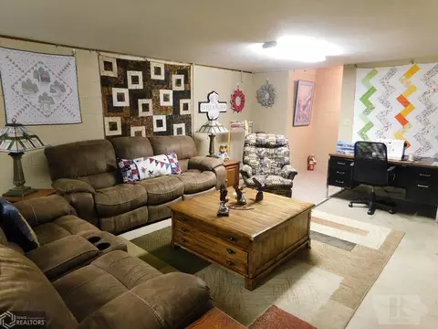 922 Ridge Rd, Denison, IA 51442 photo 14