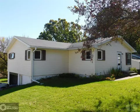 520 Lyon Ave, Denison, IA 51442 photo 1