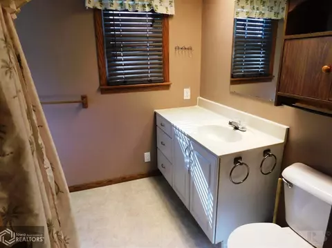 520 Lyon Ave, Denison, IA 51442 photo 12