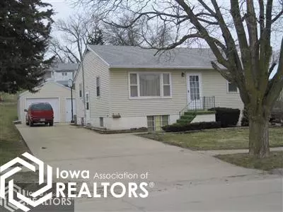 1109 Maple St, Atlantic, IA 50022 photo 1