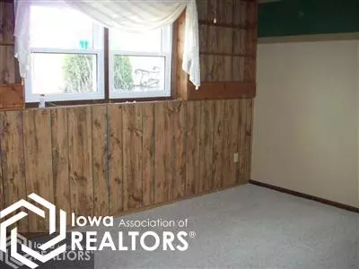 413 W 2nd St, Glidden, IA 51443 photo 8