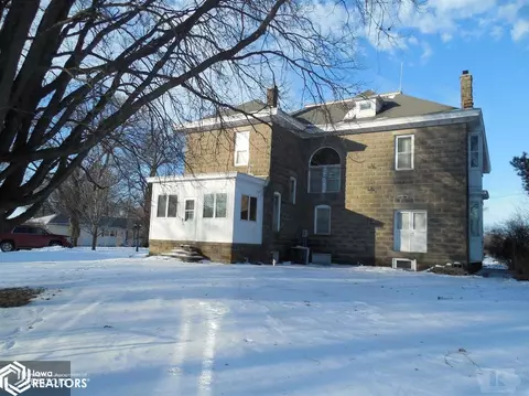 611 S 10th, Tarkio, MO 64491 photo 8