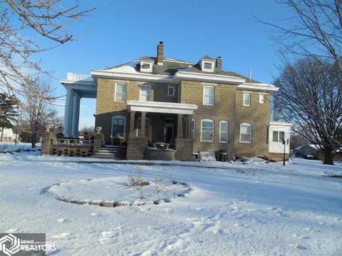 611 S 10th, Tarkio, MO 64491 photo 5