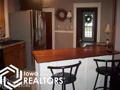 506 E 7th St, Carroll, IA 51401 photo 5