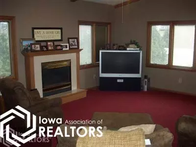 506 E 7th St, Carroll, IA 51401 photo 8