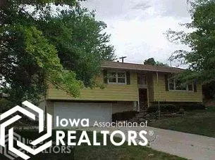 2004 N Ninth Ave, Denison, IA 51442 photo 1