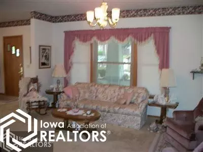 301 N Main St, Denison, IA 51442 photo 6
