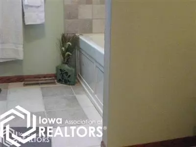 603 E 20 St, Atlantic, IA 50022 photo 10