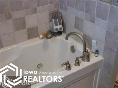 603 E 20 St, Atlantic, IA 50022 photo 9