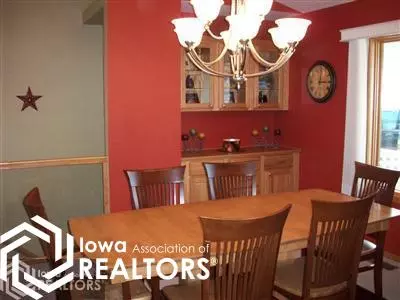 1220 E 11th St, Carroll, IA 51401 photo 7