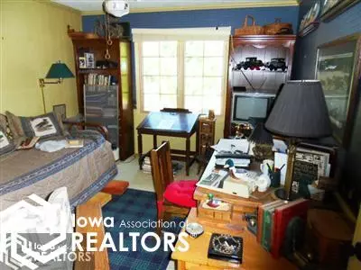 2406 Willis Ave, Perry, IA 50220 photo 13