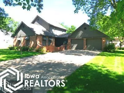 2406 Willis Ave, Perry, IA 50220 photo 1