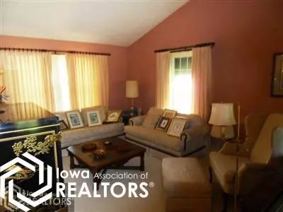 2406 Willis Ave, Perry, IA 50220 photo 5
