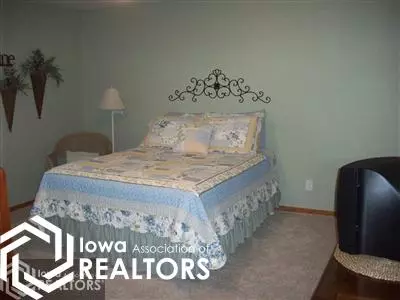 505 E 7th St, Glidden, IA 51443 photo 8