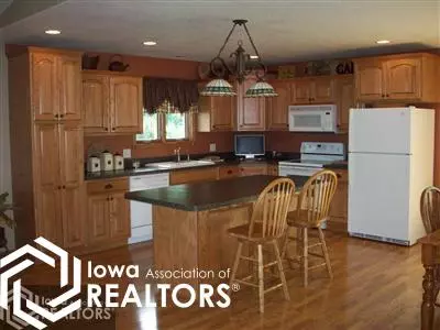 505 E 7th St, Glidden, IA 51443 photo 2