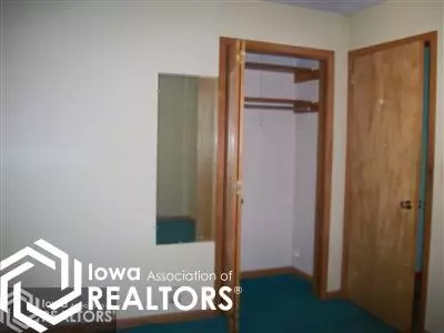 104 N Eugene St, Orient, IA 50858 photo 10