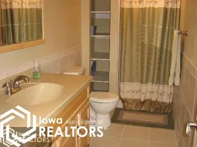 1402 E 17th St, Atlantic, IA 50022 photo 11
