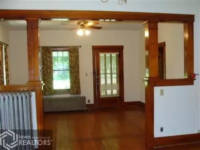 211 E First St, Orient, IA 50858 photo 4