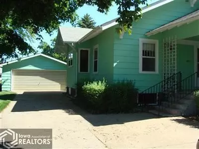 211 E First St, Orient, IA 50858 photo 2