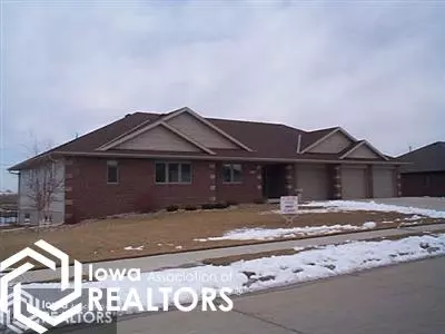 803 E 29th St, Carroll, IA 51401 photo 1
