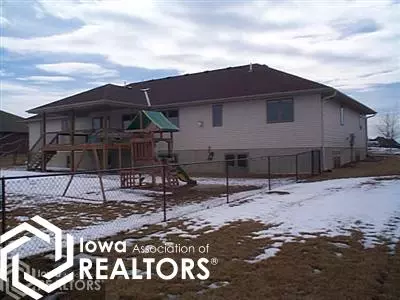803 E 29th St, Carroll, IA 51401 photo 3