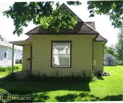 720 S 2nd St, Perry, IA 50220 photo 1
