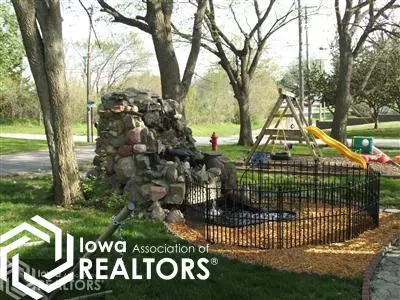 302 E Mill St, Avoca, IA 51521 photo 3