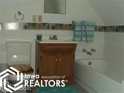 302 E Mill St, Avoca, IA 51521 photo 18