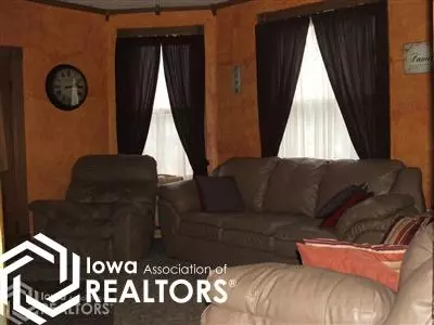302 E Mill St, Avoca, IA 51521 photo 10