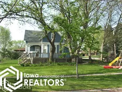 302 E Mill St, Avoca, IA 51521 photo 2