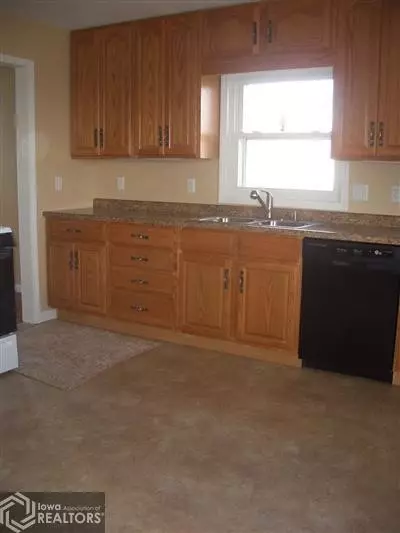 104 Clark, Orient, IA 50858 photo 5